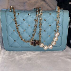 Elegant Blue Quilted Chain Bag